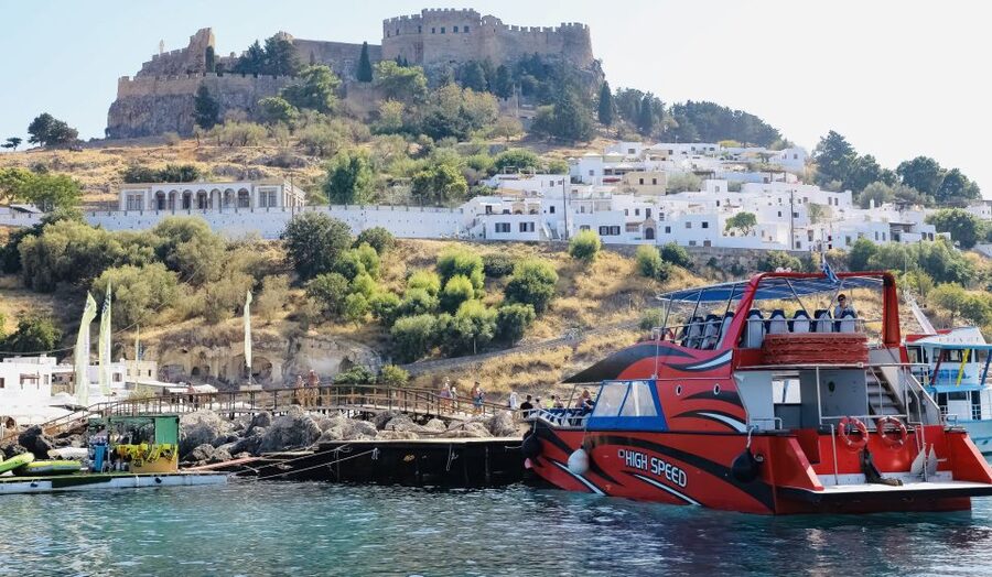 Rhodes: High Speed Boat Trip to Lindos - Choosing between four hours and the Tsambika swim