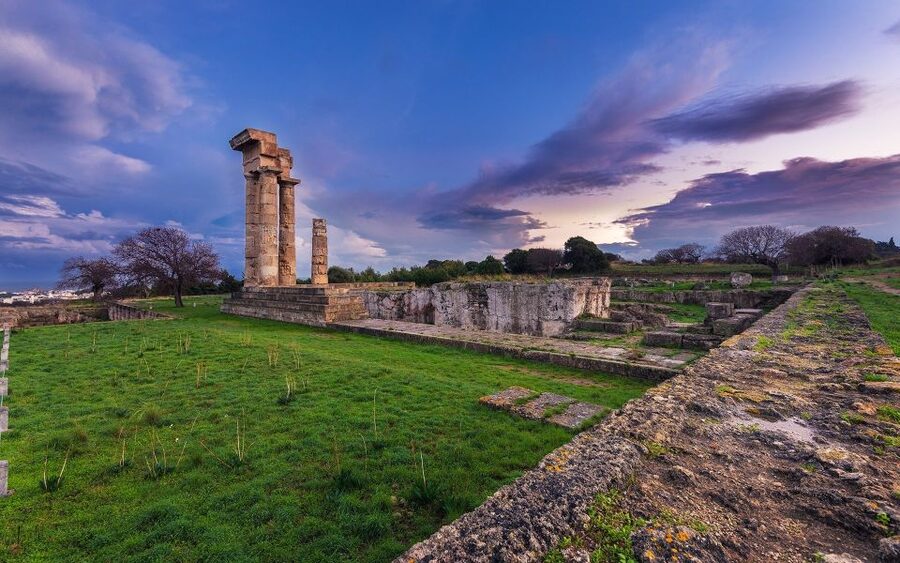 Rhodes: Hop-On Hop-Off City Tour Bus - The Old Town and the Palace of the Great Master