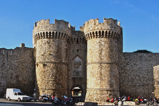 Rhodes Old Town Walking Tour (Small Group) - The Colossus of Rhodes stop