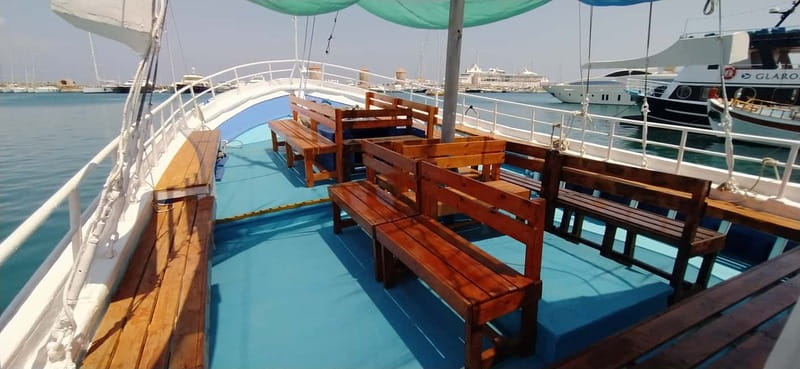 Rhodes: Pleasure Cruise for Swimming and Snorkeling - Leaving Mandraki Harbour at 10:00