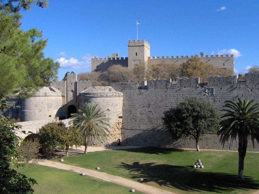 Rhodes Town: Private Walking Tour with a Licensed Guide - Why a private walk works so well in Rhodes Old Town
