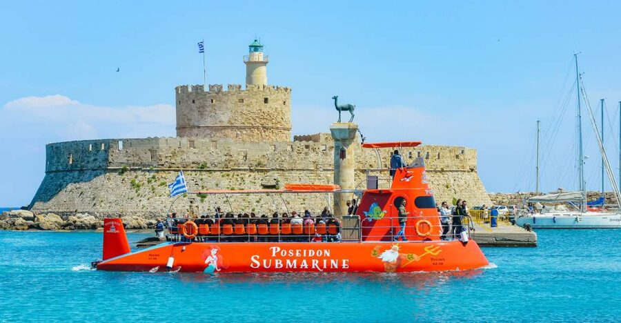 Rhodes Town: Submarine Cruise with Underwater Views - Ten minutes around Mandraki Harbor