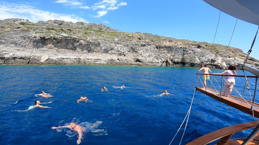 Rhodes Town: Sunset Boat Cruise with Drinks & Snacks - Key points to know before you book