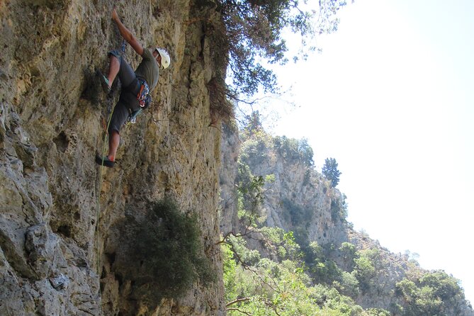 Rock Climbing with a Guide in Chania Therisos Gorge - The first 15 to 20 minutes: safety before the rock