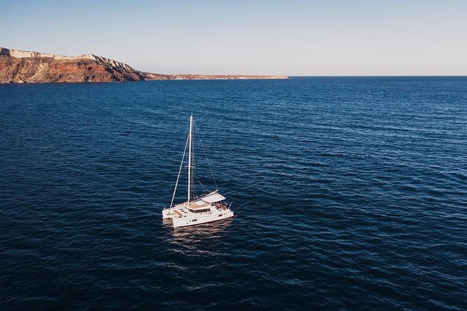Romantic Sunset Catamaran Caldera Cruise incl. Meal & Drinks - The hot springs: volcanic, but not always hot