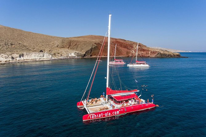 Sailing Catamaran Cruise in Santorini with BBQ, Drinks and Transfer - The hot springs near Palea Kameni