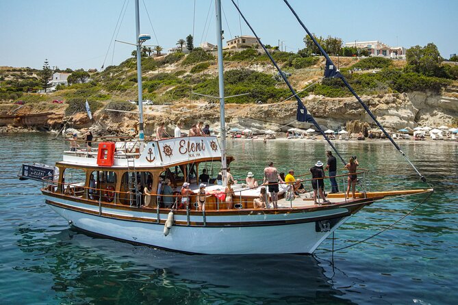 Sailing Trips with Cretan Sailing - Leaving Hersonissos on the 18-meter wooden boat