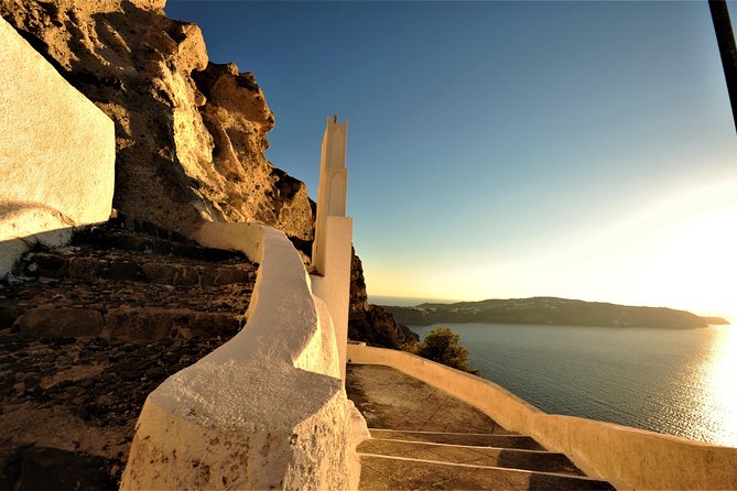 Santorini 3-Winery Tour with 12 Wine Tastings and Oia Sunset - Is $181.48 a fair price?