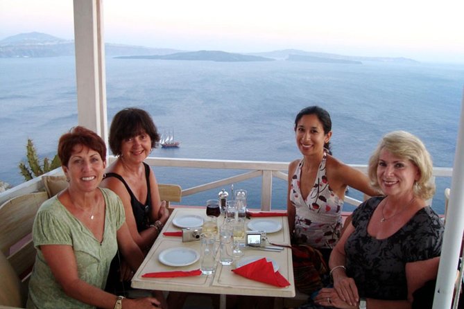 Santorini 8-Hour Private Tour with Hotel & Cruise Port Pickup - Fira: use the optional hour wisely