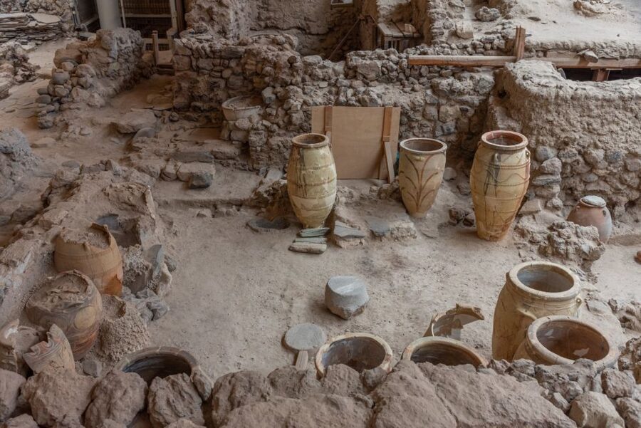Santorini: Akrotiri Entry Ticket and Audio Guide - Phone preparation and arrival tips