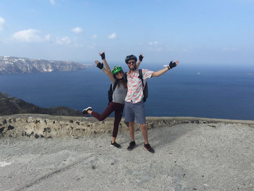 Santorini: Around the Island by Electric Bike - Starting in Emporio and entering Castelli