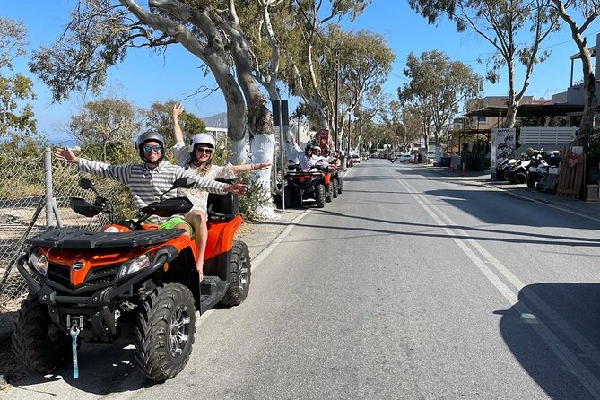 Santorini ATV Highlights Tour: Oia, Viewpoints & Volcanic Beaches - Perissa and the black volcanic shore
