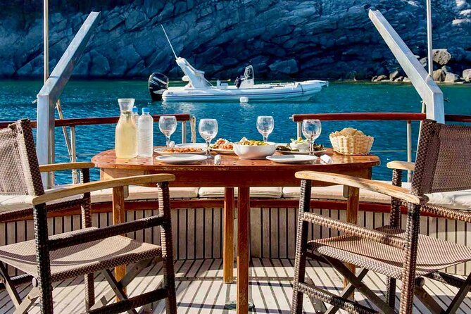 Santorini Caldera Day Traditional Cruise with Meal and Drinks - Why a caldera cruise shows you Santorini differently