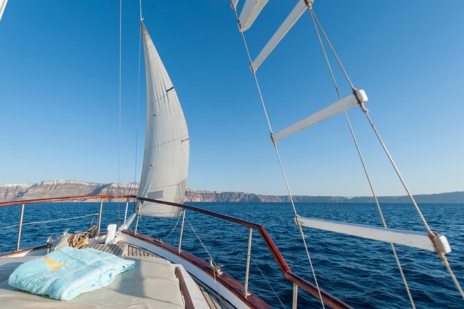 Santorini Caldera Sunset Traditional Cruise with Meal and Drinks - What the small boat is really like