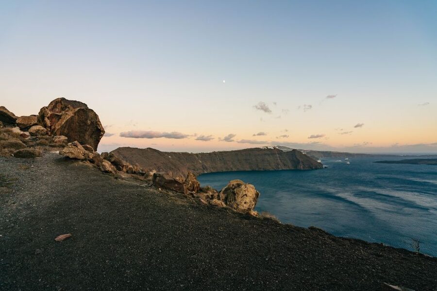 Santorini: Caldera Trail Guided Hike and Sunset Viewing - Imerovigli and Skaros Rock, the caldera at its most dramatic