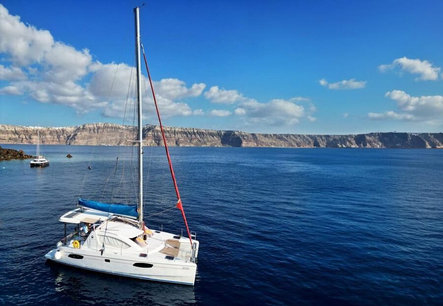 Santorini: Catamaran Cruise with Greek BBQ and Drinks - Starting at Vlychada Marina