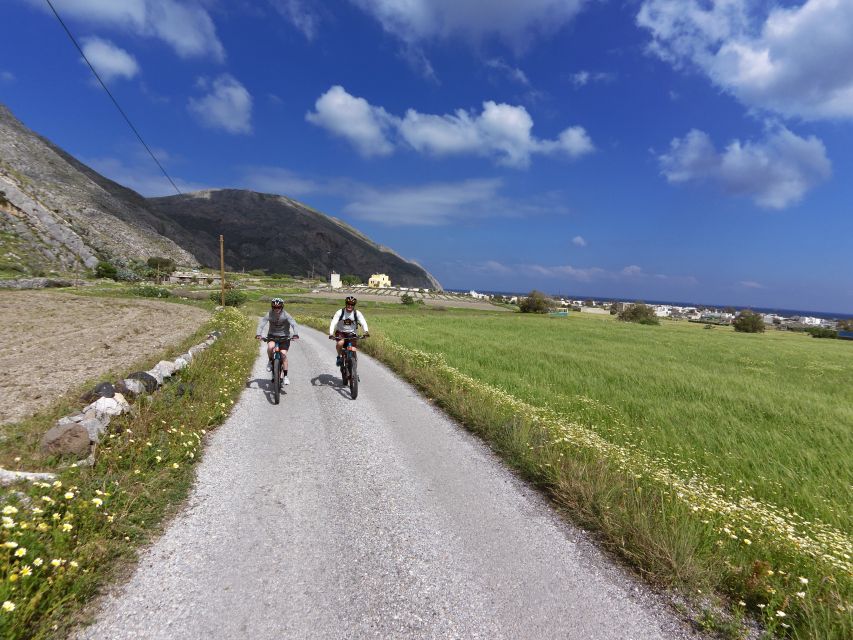 Santorini: Electric Mountain Bike Adventure - Timing and practical planning