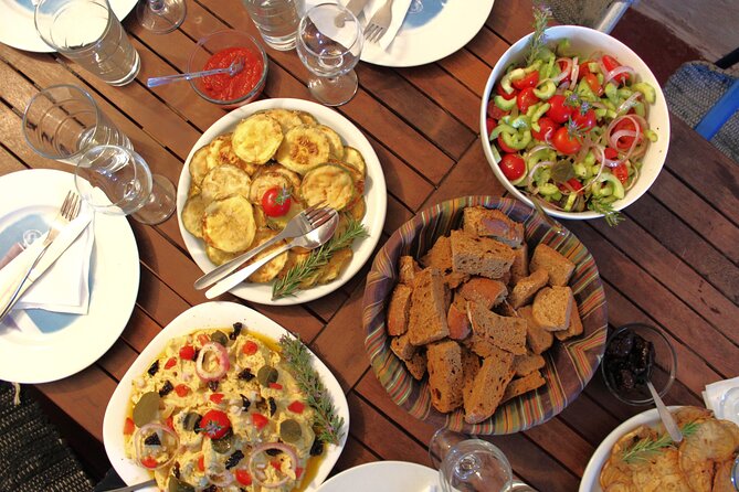 Santorini Family Farm Food & Wine Tour with Cooking Class - Pickup, group size, and the time commitment