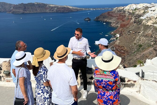 Santorini: Half-Day Island Sightseeing Tour - Oia: 90 minutes in Santorini’s famous village