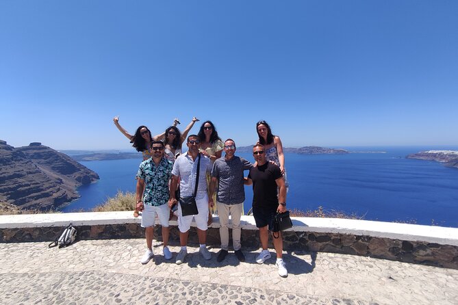 Santorini Highlights Private Tour - Akrotiri and Santorini’s ancient past