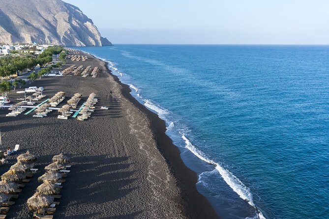 Santorini Highlights Tour (Day/Sunset) - Red Beach: a sharp change in color