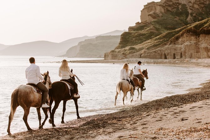 Santorini: Horse Riding to the Black Sandy Beach (Eros beach) - Group size and the level of personal attention
