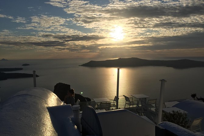 Santorini Local Tour - Oia and the Castle of St Nicholas