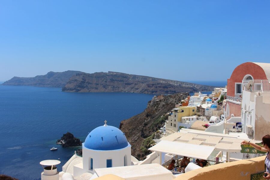 Santorini: Mesa Gonia, Pyrgos and Oia Tour - A seven-hour route beyond Santorini’s postcard views