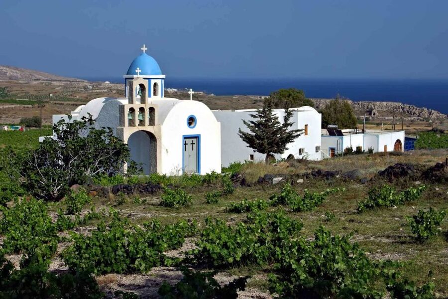 Santorini: Mesa Gonia, Pyrgos and Oia Tour - How the bus transfer affects the experience