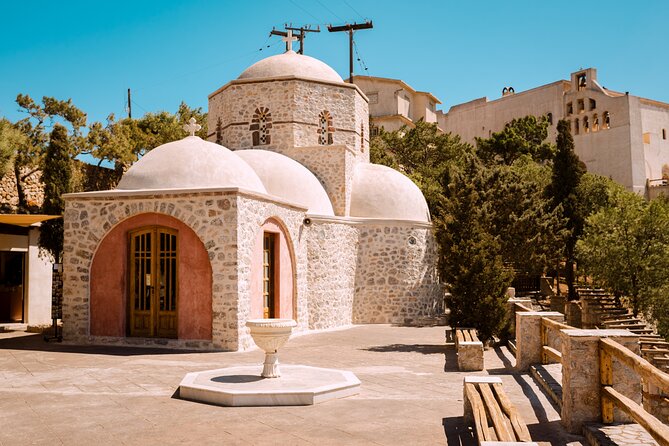 Santorini_Panoramic Tour - Guides, group size, and the pickup question