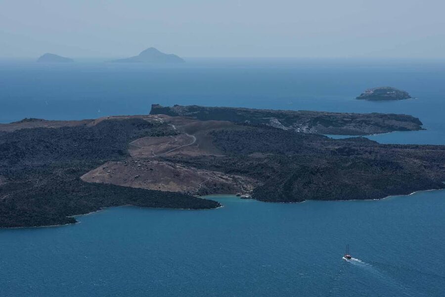 Santorini Port: 3 Hour Cruise to Volcano and Hot Springs - What the $35 price really covers