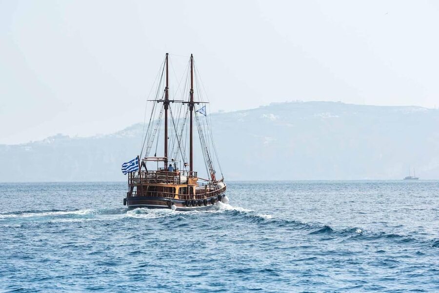 Santorini Port: 3 Hour Cruise to Volcano and Hot Springs - Nea Kameni and the walk to the crater