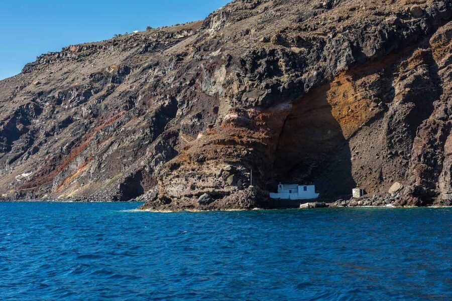Santorini Port: Cruise to Volcano, Hot Springs & Thirassia - Nea Kameni: walking on an active volcano