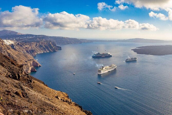 Santorini Private Catamaran Cruise with BBQ, Open Bar & Transfers - Key things to know before you book