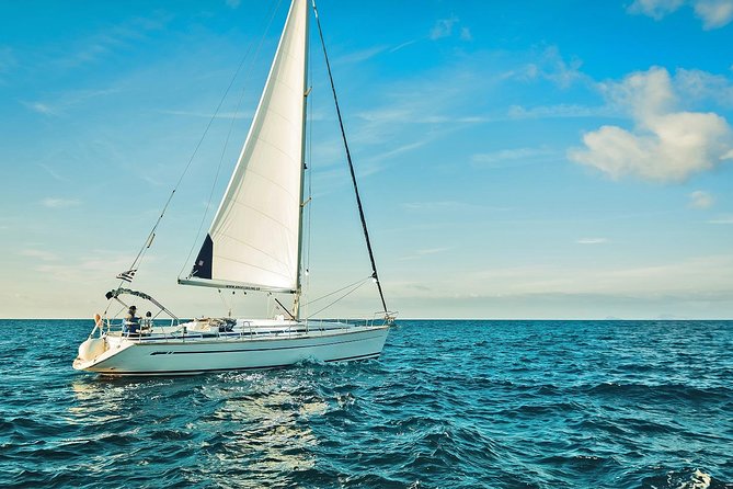 Santorini Private Daytime Sailing Cruise with Meal, Drinks &Transfer included - Leaving Vlychada for Red Beach and White Beach