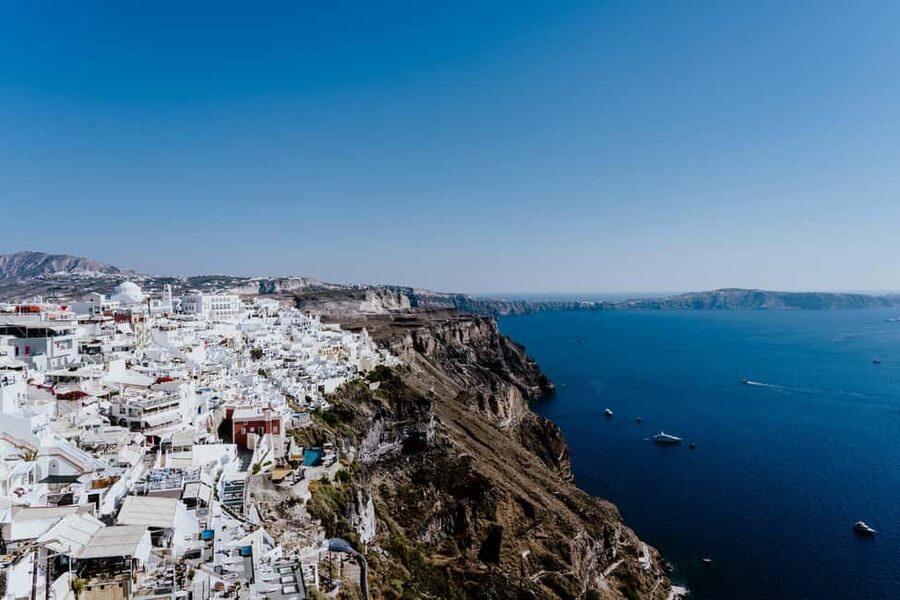 Santorini : Private Guided Highlights Tour - Oia, the main event of the afternoon