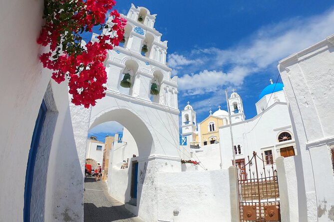Santorini Private sightseeing land tours - Why a private vehicle works so well in Santorini