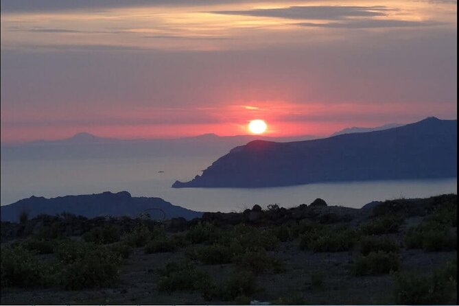 Santorini Sunset Wine Tour with Santo Winery Views - What the wine tasting is really like