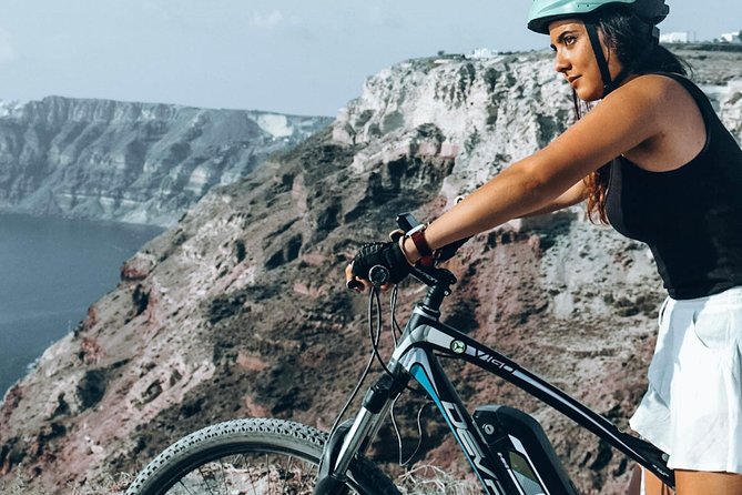 Santorini Tour on Electric Bikes & Scooters - How hard is the electric bike route?