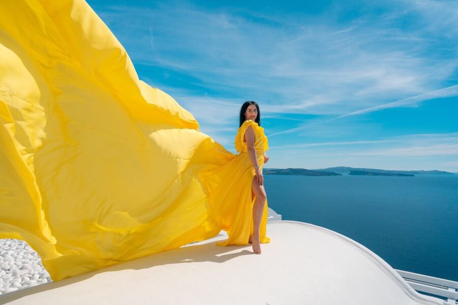 Santorini: Unique Flying Dress Photoshoot Experience - Key points to know before you book