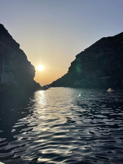 Santorini:Volcanic Beaches Cruise With Jet Ski - A guide-led ride for first-timers