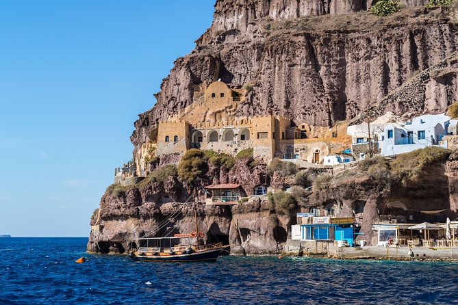 Santorini Volcano and Hot Springs Cruise Tour from Fira Old Port - Picking the right time and preparing well