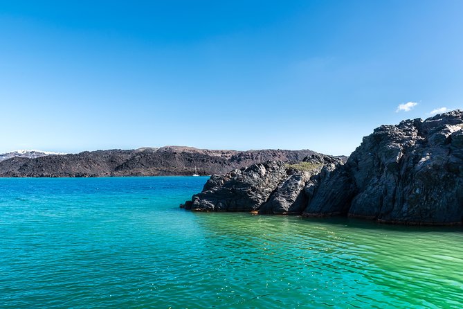 Santorini Volcano and Hot Springs Cruise Tour from Fira Old Port - Palea Kameni and the swim to the warm water