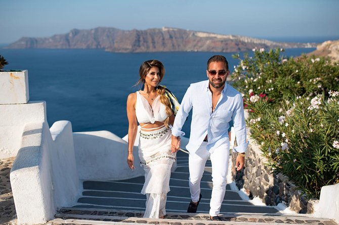 Santorini Walking Tour with a Personal Photographer - What You Receive After the Shoot
