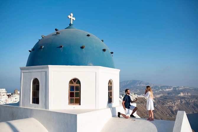 Santorini Walking Tour with a Personal Photographer - Timing, Meeting Points, and Getting Around