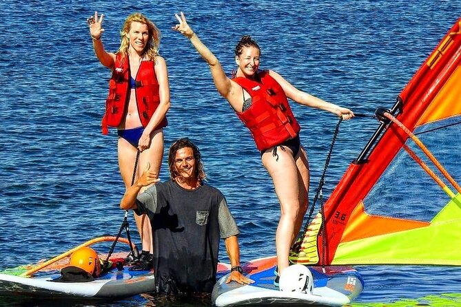 Santorini Windsurfing lessons - Why the small group makes a difference