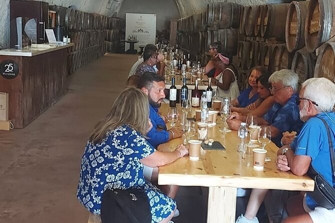 Santorini Wine Tour with sunset in Oia - Who will enjoy this experience most
