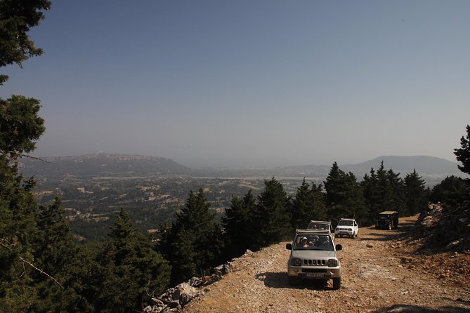Self drive 4x4 Jeep Safari - Pick ups in the North - What the $95.58 price really covers