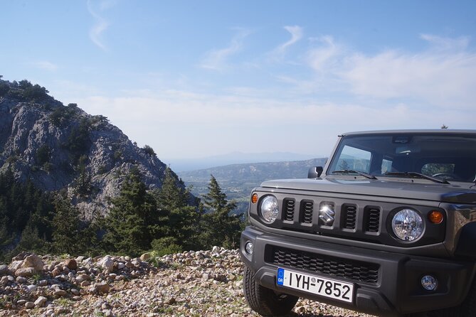 Self drive 4x4 Jeep Safari - Pick ups in the North - Driving the rough tracks near the Seven Springs area