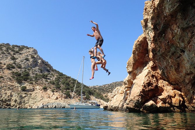 Semi-private Antiparos & Caves Blue Lagoon OR Rina Cave & Small Cyclades - Route one: Rina Cave and the Small Cyclades